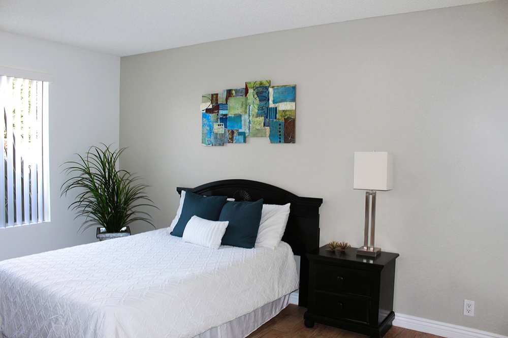 This image is the visual representation of Interiors 9 in Ridgeview Village Apartments.